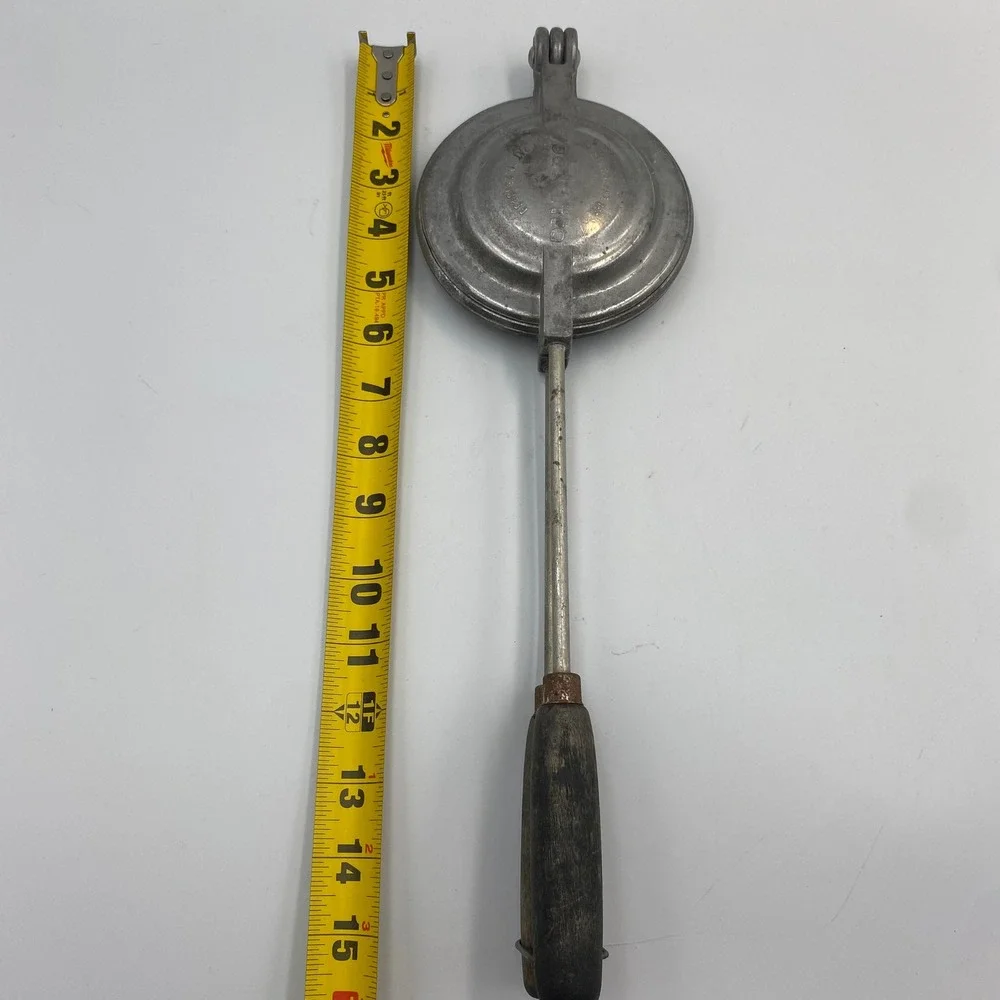Vintage Toas-Tite Aluminum‎ Pie Iron Sandwich Maker Campfire Tool Pat 2463439